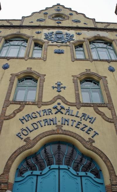 中欧3都市周遊の旅ブダペスト（13）レヒネル・エデンの設計した地質学研究所と工芸美術館にハンガリーのアールヌーヴォーの質の高さを感じる。