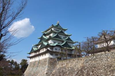 春の名古屋城