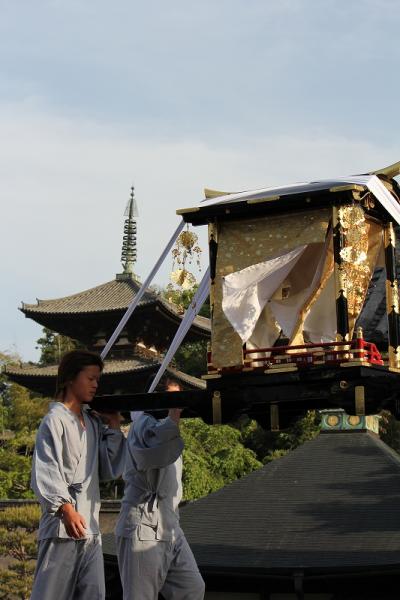 １０００年を超える！「練供養会式」