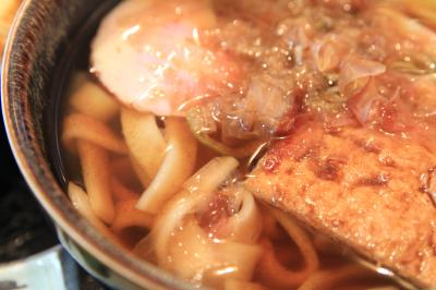 ○ 町中の定食屋さん　「めしや若竹」