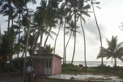 女２人　スリランカ　自由旅行　８日間の旅（５日目 コロンボ～ウナワトゥナ）