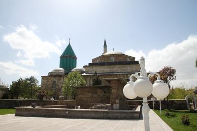 春のトルコ　世界遺産　歴史と自然の旅　その4　～コンヤ～カッパドキア～