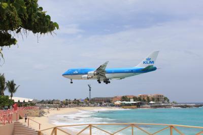 セント･マーチン島でビーチすれすれを着陸する飛行機を見る旅②