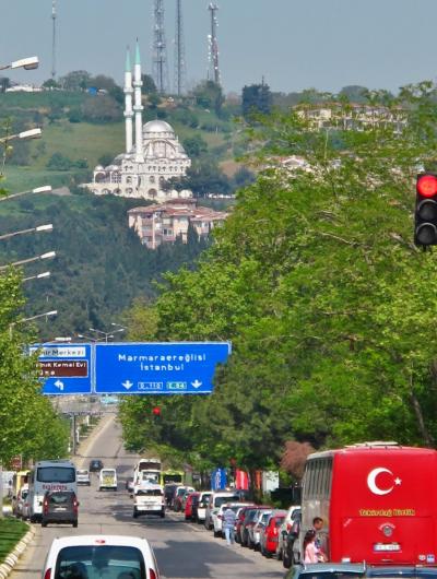 トルコ56　イスタンブールまでの道はるか　☆高速道路にも乗って