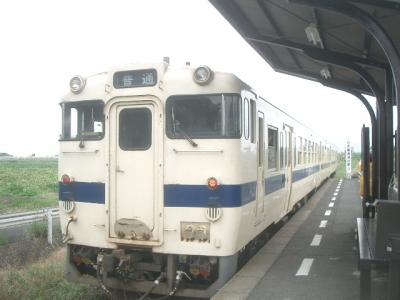 日本最南端の駅で普通列車と出会う。ラッキー。