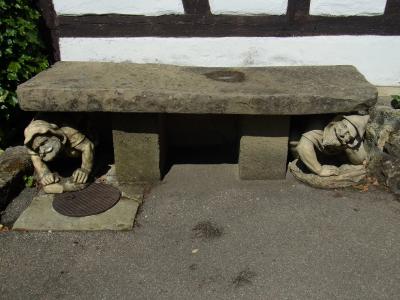 ヤマへは気から。 シュヴェービッシュ・アルプ編、その2切手は作っていませんよ~ (リヒテンシュタイン城)