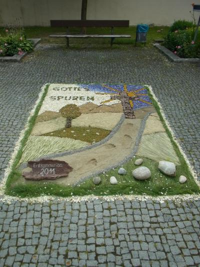 ヤマへは気から。 シュヴェービッシュ・アルプ編、その4ここにも華が! (ツヴィーファルテン)