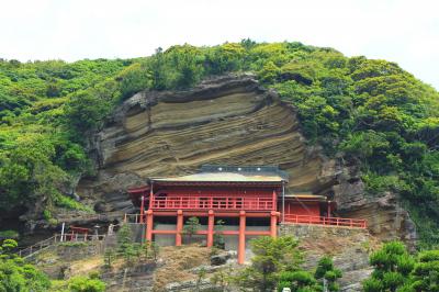 南房総/館山ぐるり旅【3】～船形山の中腹に浮かぶ朱塗りの「崖観音」～大福寺