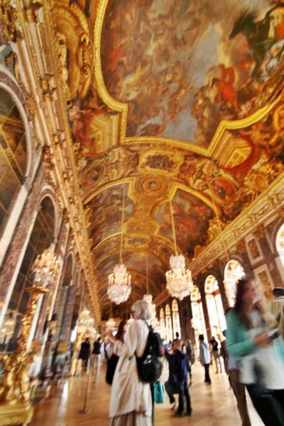 ヴェルサイユ宮殿＆パリ市内観光☆カールージュに乗ってパリを満喫