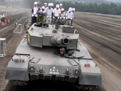 ワイルドな青春１８きっぷの使い方② 戦車に乗ろう - 富士学校・富士駐屯地開設記念行事