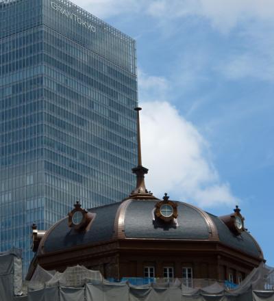 復原工事中の東京駅ドーム屋根・チョット見えてきました