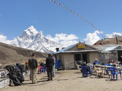 エベレスト・トレッキングのすすめ② 準備編 (TIMS、ガイド、ポーター、装備、ガイドブック)