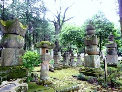 奥の細道を訪ねて[第4回]⑦大関家代々墓地