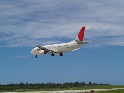 下地空港　JAL 737　タッチ&ゴー　