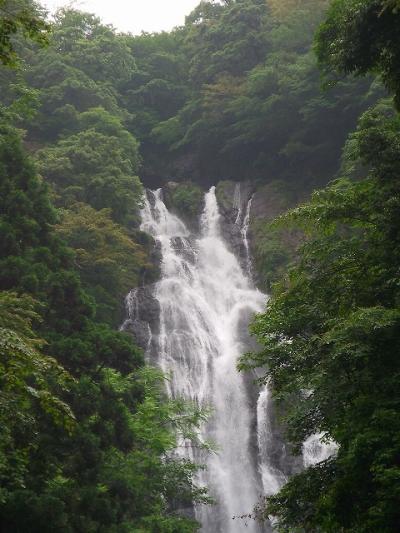 岡山の名瀑・神庭の滝と足温泉！