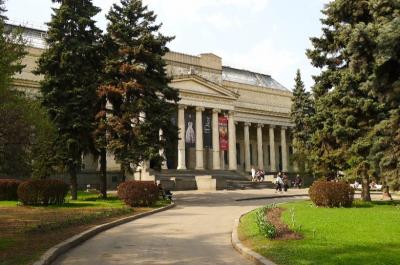 ロシア鉄道の旅 − モスクワ プーシキン記念美術館