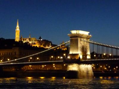 夏の中欧４ヵ国５都市周遊＜ドナウ川クルーズ　他＞