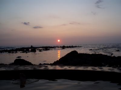 ねぷた&ねぶた、白神山地と温泉も! - PART.? 夕陽とともに“黄金崎不老ふ死温泉”