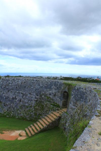 行こうよ！おいでよ！沖縄ぐるり旅【14】～沖縄最古のアーチ型石門～琉球王国のグスク及び関連遺産群　世界遺産③　座喜味城跡