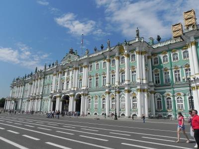 ベストシーズンのロシア6日間⑥サンクトペテルブルグ：宮殿広場～『エルミタージュ』