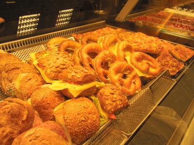 パンがおいしい!(もちろんビールもソーセージも)ロマンチック街道の旅 2