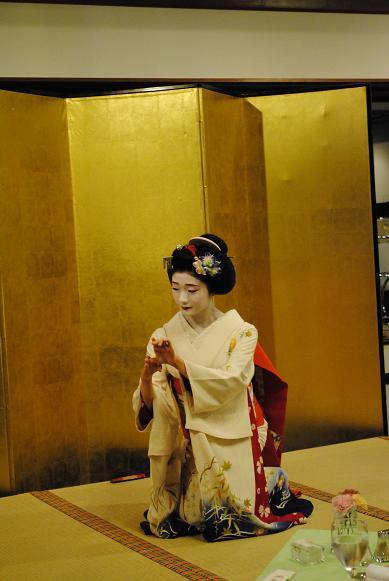 再び、京都国際ホテルでの『舞妓の舞と雅爛漫』