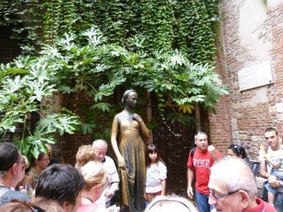 ■おばQ&おばQ&おばQ 再びイタリアへ行く その2 ヴェローナへ☆