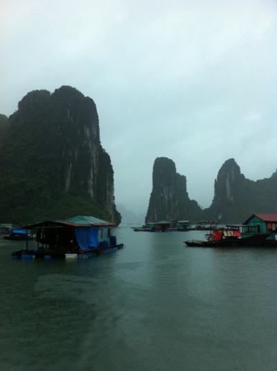 9．雨季でも楽しい！中秋節のベトナム　～雨の中、世界遺産ハロン湾へ～
