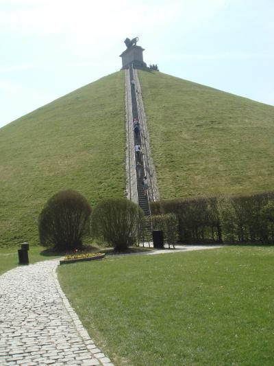 ワーテルローの丘のぼり♪