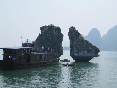 ハロン湾ハノイの旅