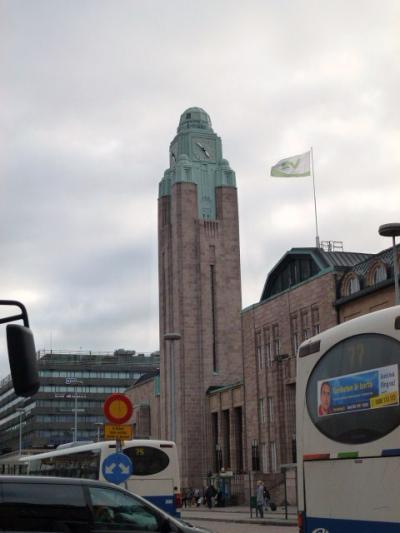 ５０年ぶりのヘルシンキ【０２】（イタリアを夢見て【Ａ０５】）バスに飛び乗り中央駅へ