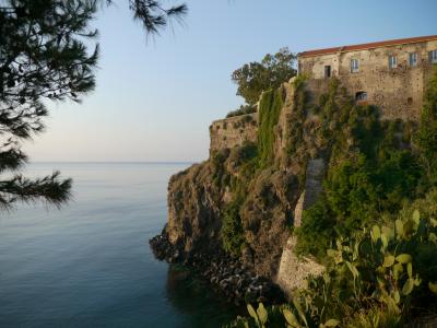 シチリア旅行2010（ミラノ>パレルモ>シラクーサ>エオリエ諸島）Vol.3 ミラッツォ／エオリエ