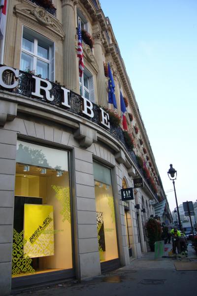 秋のパリ（その２＝2日目）−オランジェリー美術館と夜のルーブル美術館へ