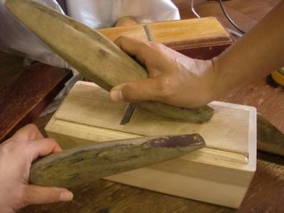 築地で鰹節つくり体験