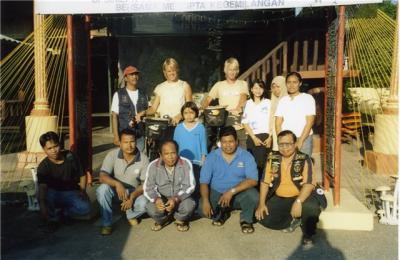 ジェイミー＆ベン 自転車で南極へ31　旅を始めて約一年。シンガポールまでやって来た