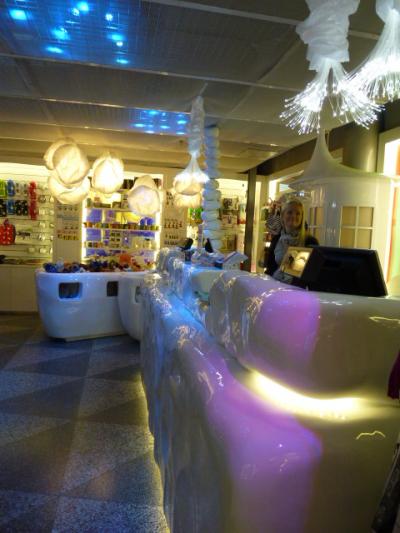 ５０年ぶりのヘルシンキ【０７】（イタリアを夢見て【Ｂ０２】）フィンランドの朝空の尋常ではない美しさ