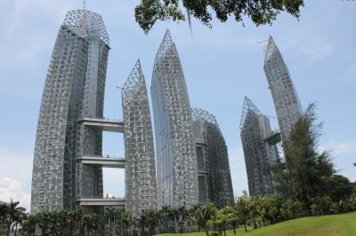 シンガポールの奇抜なビル
