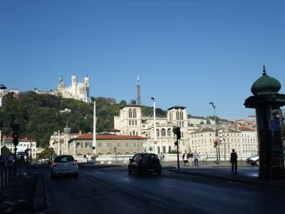 仏・オーベルニュ地方のロマネスク寺院＆美しい村　①　リヨン街歩き