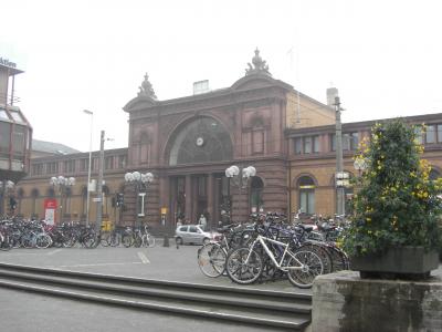 ドイツ西部三大大聖堂とビールを巡る。(6) ボンとブリュール途中下車