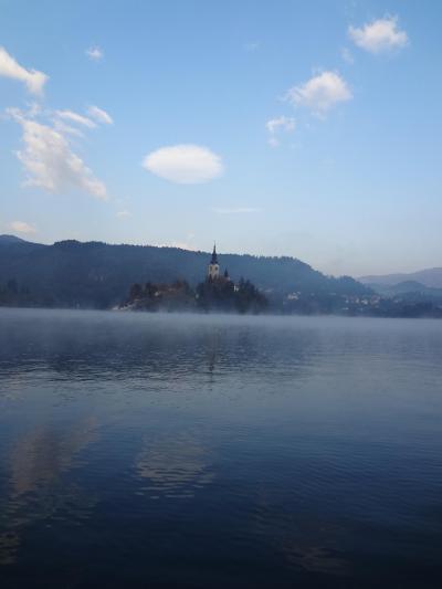 秋のクロアチア・スロヴェニア①霧のブレッド湖