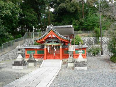 日本の旅　関西を歩く　京都府城陽市の久世神社と「久津川古墳群」