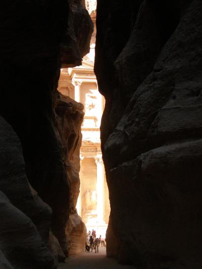 ヨルダン　ぺトラへ