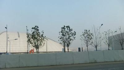 27日曜午前路線バスで出掛けたものの天津科技館と天津博物館は改装工事中で閉館