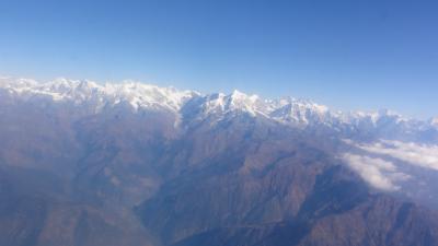 エベレスト遊覧飛行　（カトマンズ）