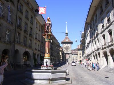 夏のスイス・5大アルプス9日間(8-9日目)インターラーケン・ベルン・チューリッヒ・ドーハ・関空・成田