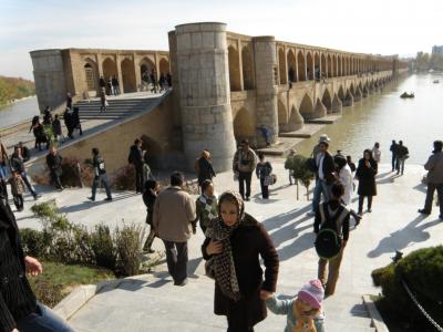 IRAN 5 Esfahan ザーヤンデ川の橋巡り