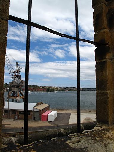 どんぶらこ～どんぶらこ～シドニー郊外コカトゥー島への静かな船旅@Cockatoo Island, Sydney