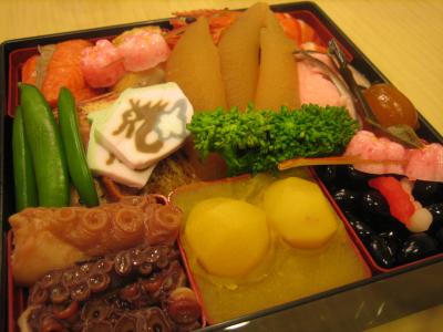 辰年「よし田」のおせち料理