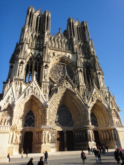 クリスマスシーズンのフランスを巡る旅（9）ランス・シャンパンと大聖堂