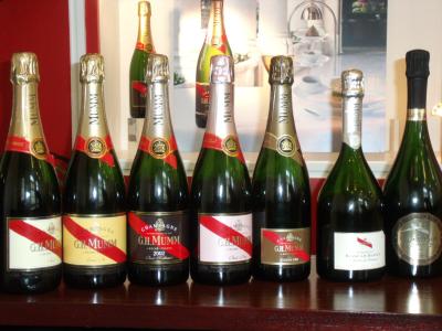 2011　 Franceの旅（14）シャンパンカーヴ巡り　G.H.MUMM